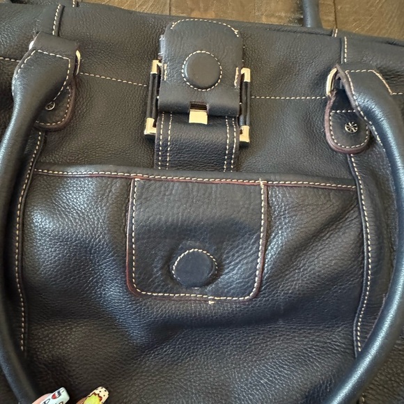 Isaac Mizrahi Navy pebbled leather Shoulder Bag - Picture 6 of 16